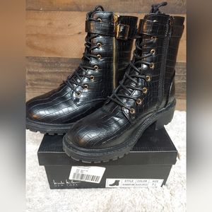 Combat boots for women's